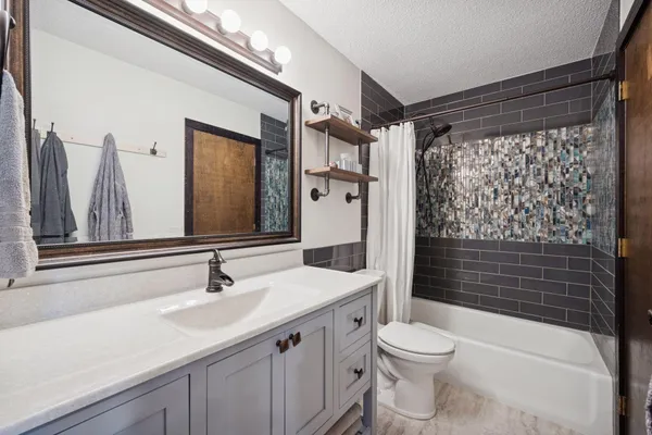 $299,900 | 7511 Wedgewood Way North, Maple Grove, MN 55311