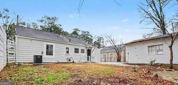 $2,400 | 2160 Dowdell Drive, Atlanta, GA 30341