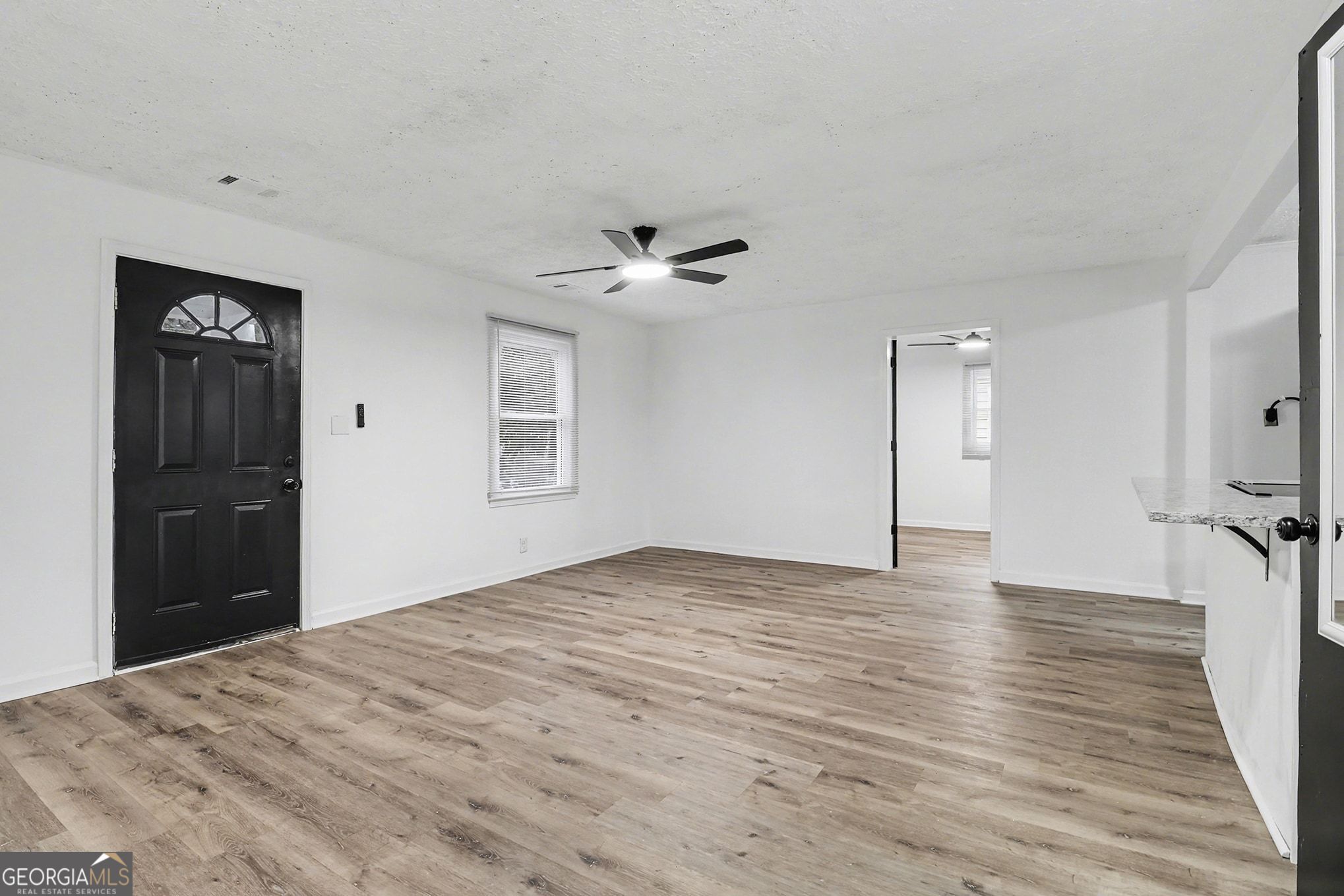 2160 Dowdell Drive Atlanta, GA 30341 - Photo 6 of 23