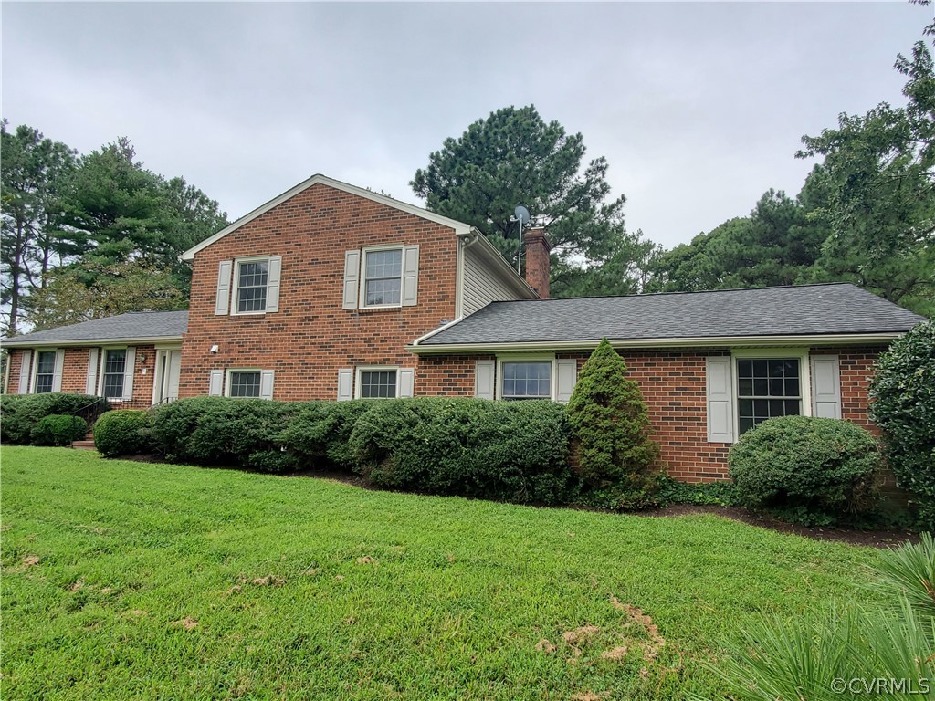 12300 Courthouse Road Dinwiddie, VA 23841 - Photo 1 of 29 Gallery Image 1