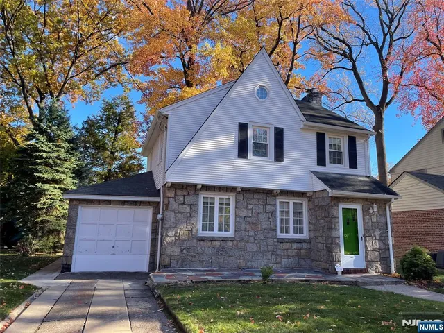 $679,000 | 1105 Belle Avenue, Teaneck, NJ 07666