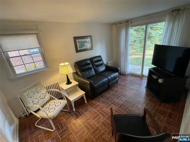 $679,000 | 1105 Belle Avenue, Teaneck, NJ 07666