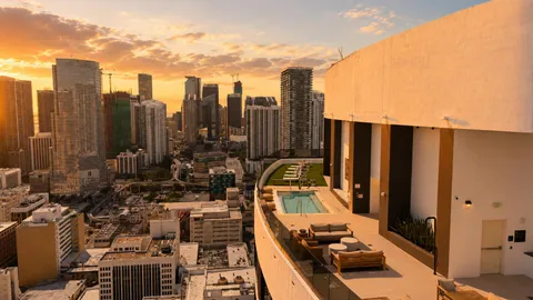 $469,900 | 225 North Miami Avenue, Unit 2002, Miami, FL 33128