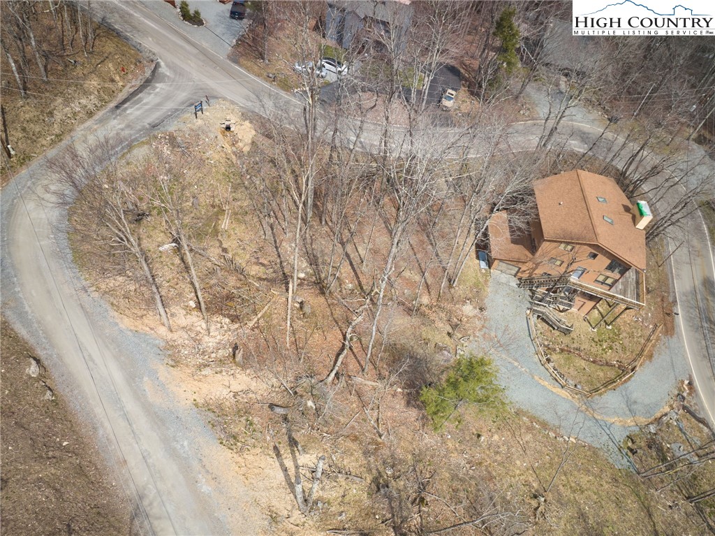 101 Foxgrape Hollow Road Beech Mountain, NC 28604 - Photo 11 of 24