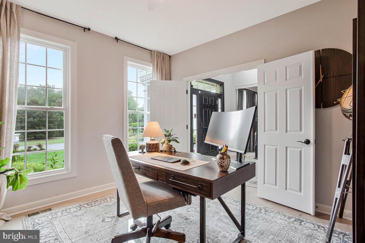 23 Hunting Court Edgewater, MD 21037 - Photo 15 of 66 Gallery Image 15