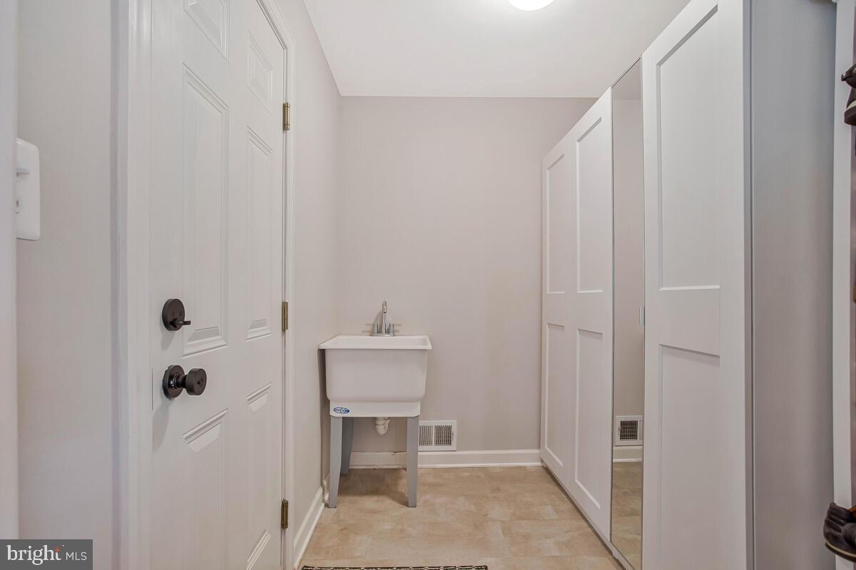 23 Hunting Court Edgewater, MD 21037 - Photo 37 of 66 Gallery Image 37