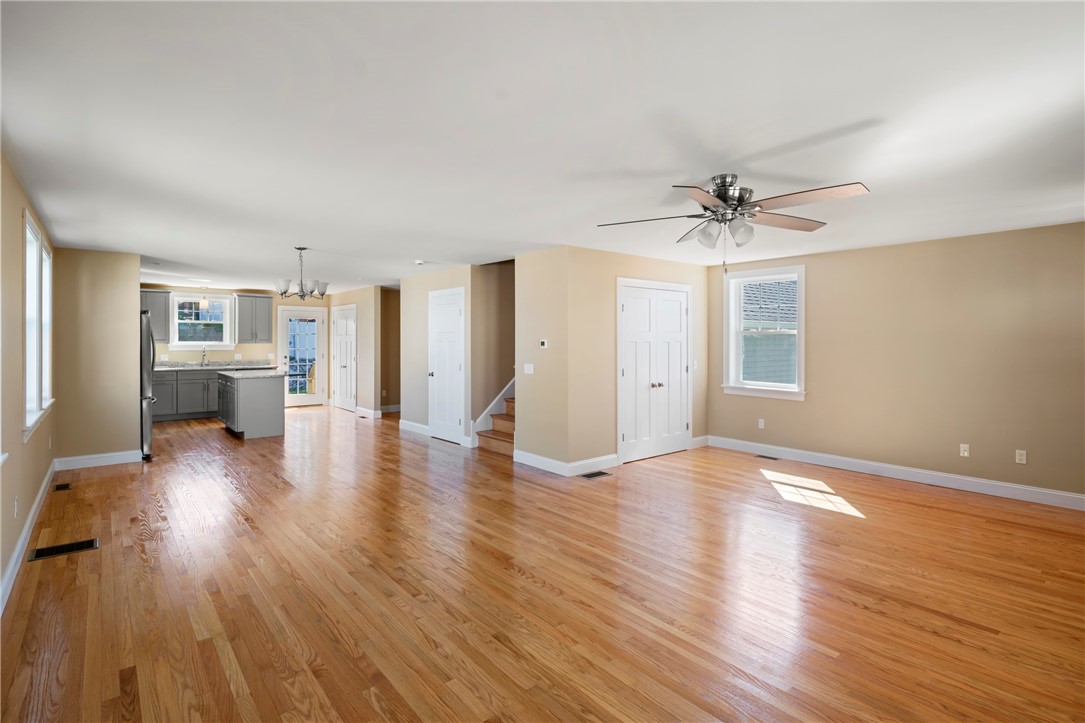 392 Grove Street Woonsocket, RI 02895 - Photo 8 of 23