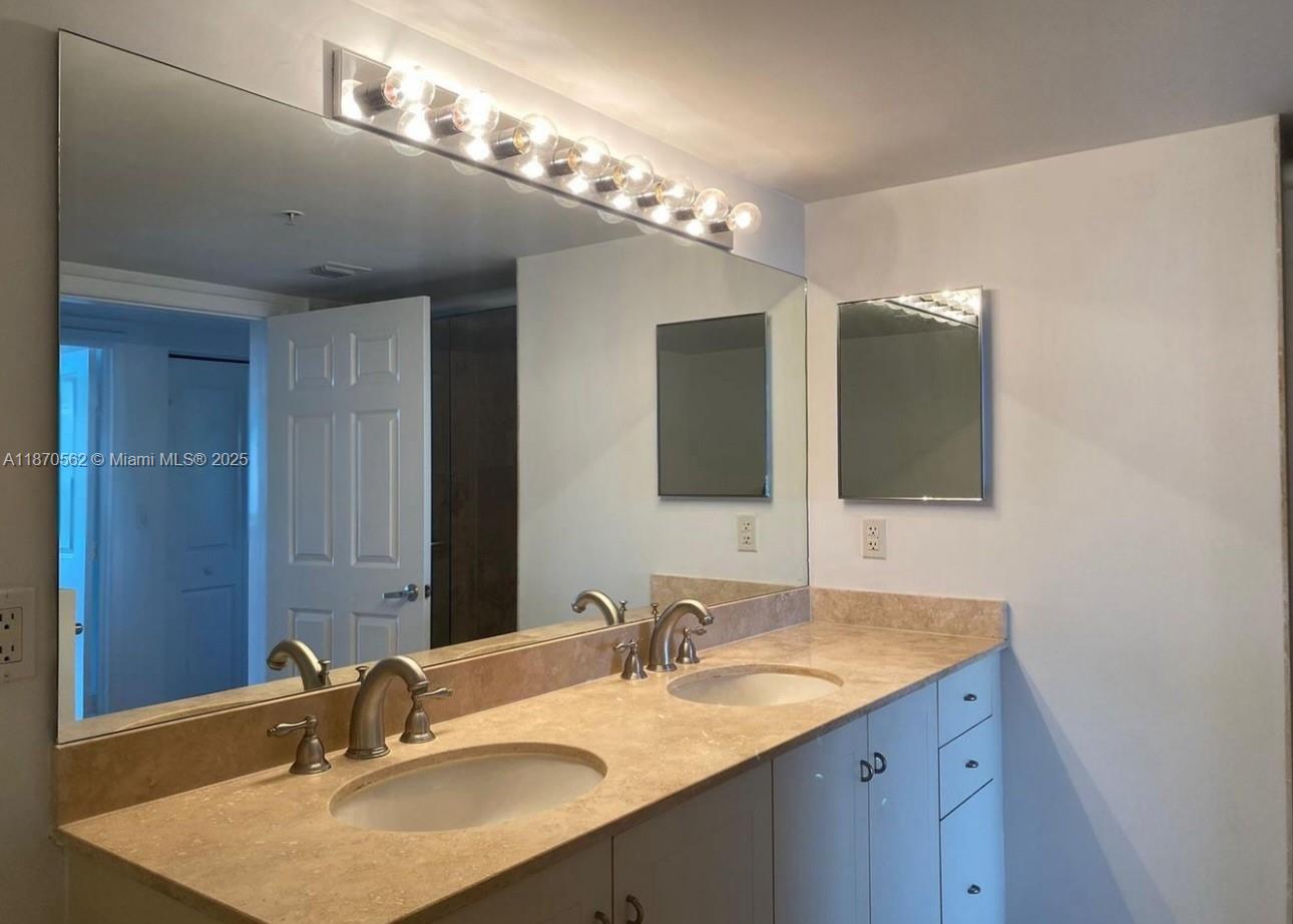 3232 Southwest 22nd Terrace, Unit 1406 Miami, FL 33145 - Photo 8 of 11