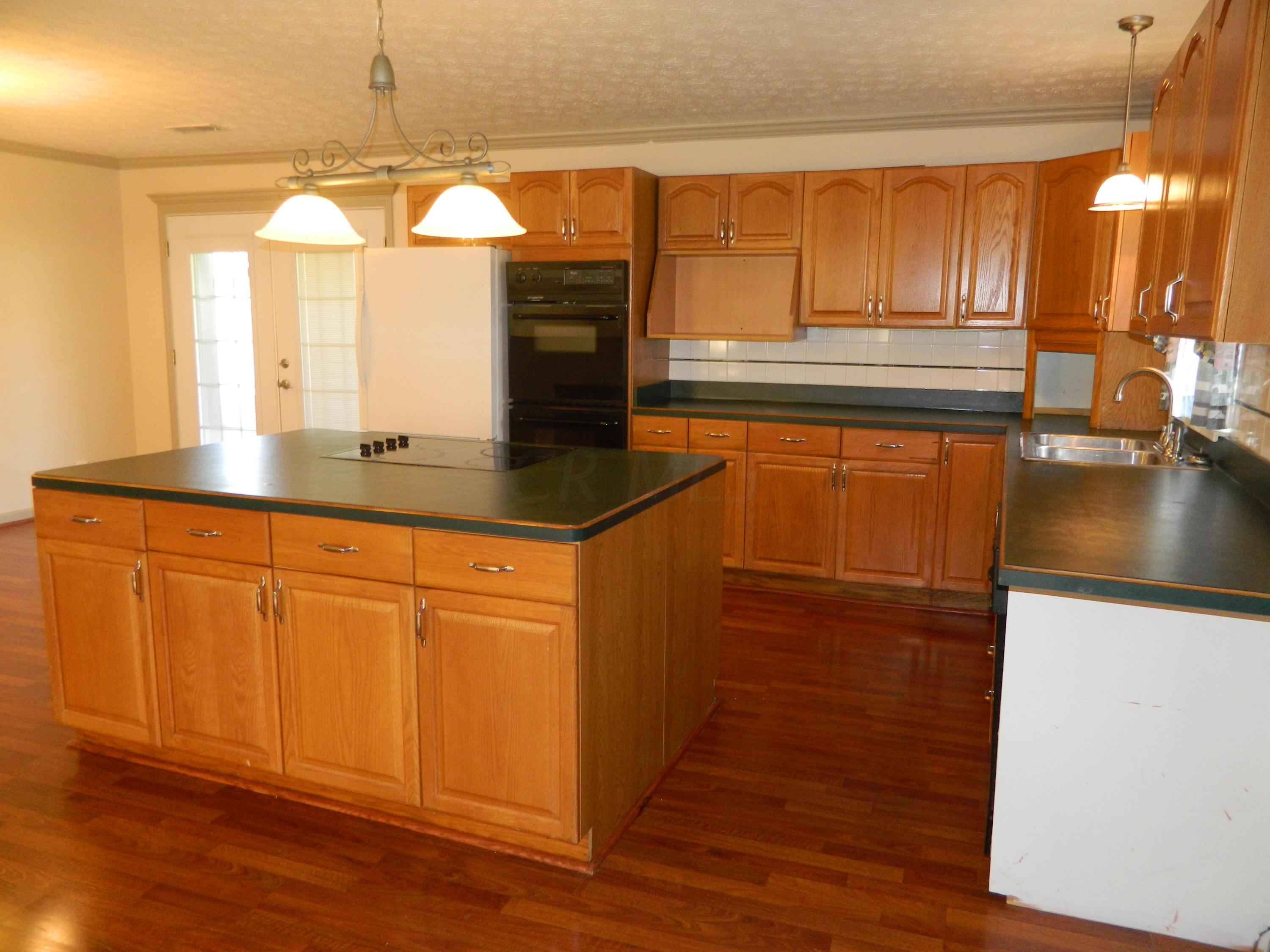 9070 Geirich Road Galloway, OH 43119 - Photo 11 of 19 Gallery Image 11