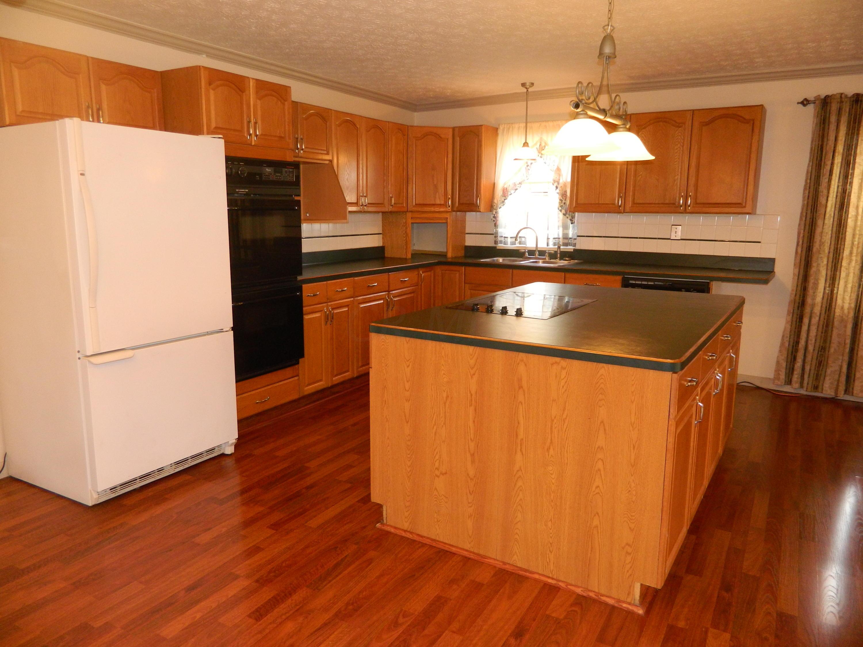 9070 Geirich Road Galloway, OH 43119 - Photo 10 of 19 Gallery Image 10