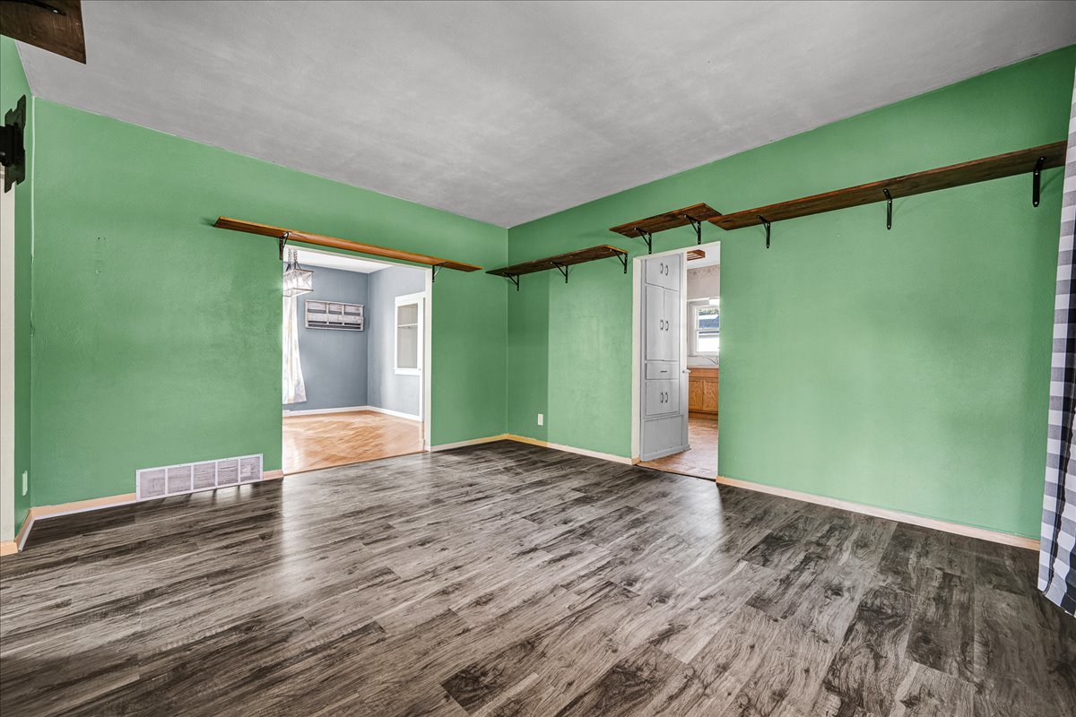 393 East Front Street El Paso, IL 61738 - Photo 14 of 35