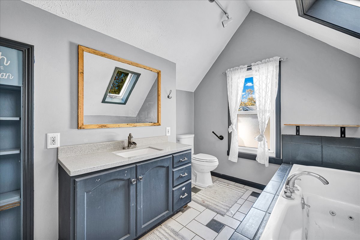 393 East Front Street El Paso, IL 61738 - Photo 24 of 35