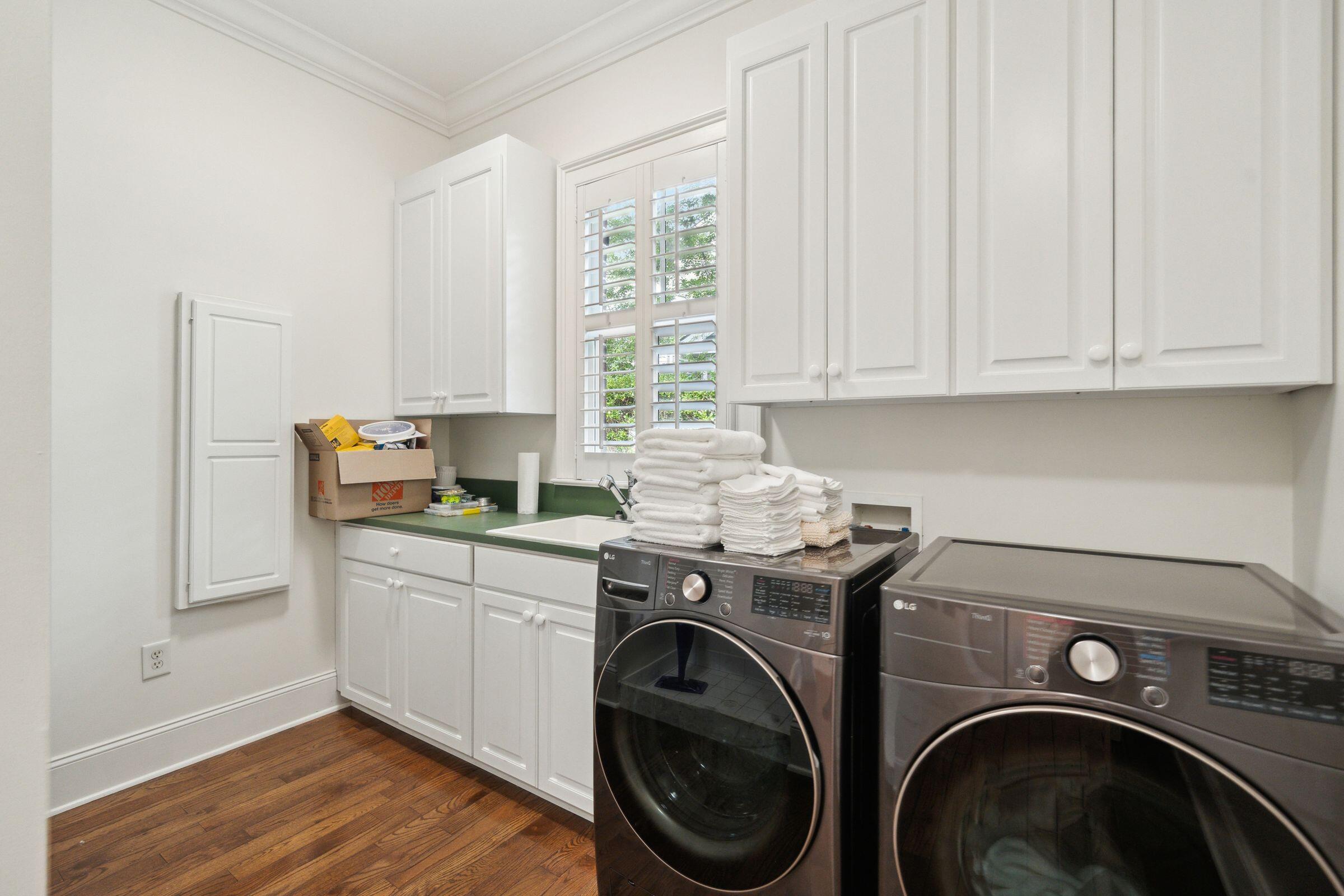 510 Traders Alley Mount Pleasant, SC 29464 - Photo 73 of 81 Laundry Room