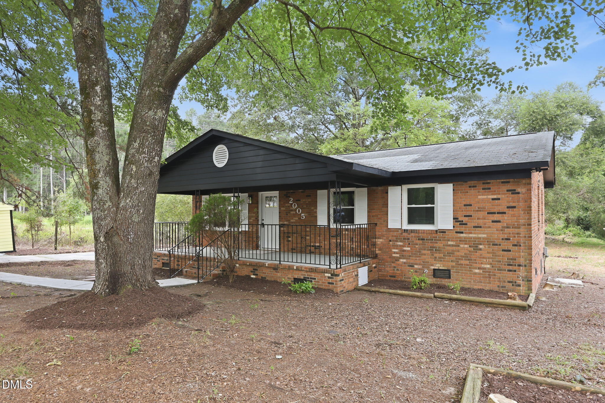 2005 Patterson Road Durham, NC 27704 - Photo 4 of 24 11-web-or-mls-IMG_5133