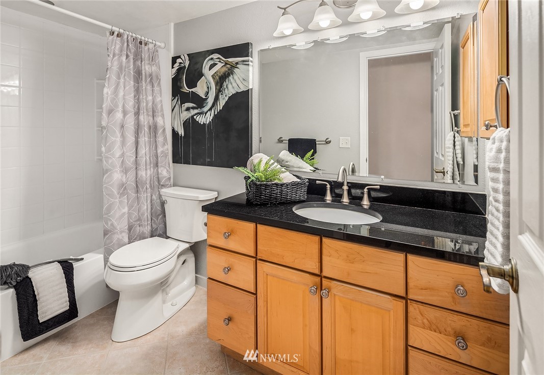 15710 Southeast 166th Place Renton, WA 98058 - Photo 17 of 33 Gallery Image 17