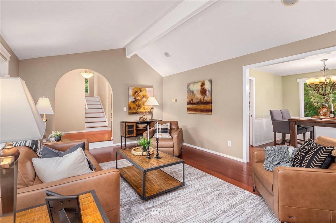 15710 Southeast 166th Place Renton, WA 98058 - Photo 6 of 33 Gallery Image 6