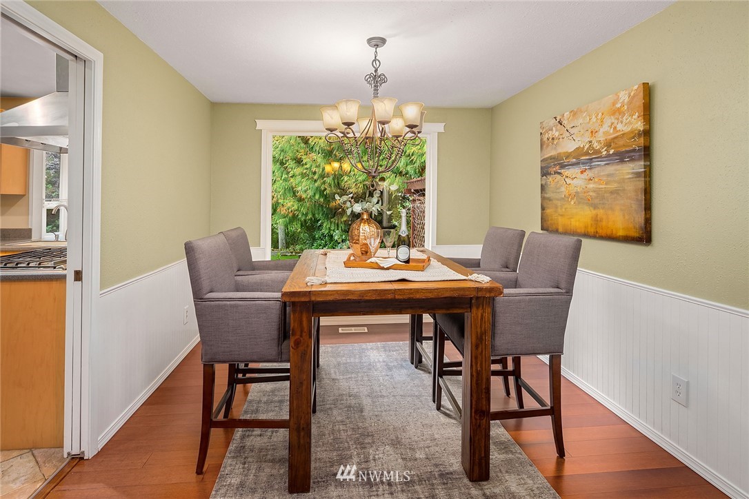 15710 Southeast 166th Place Renton, WA 98058 - Photo 7 of 33 Gallery Image 7