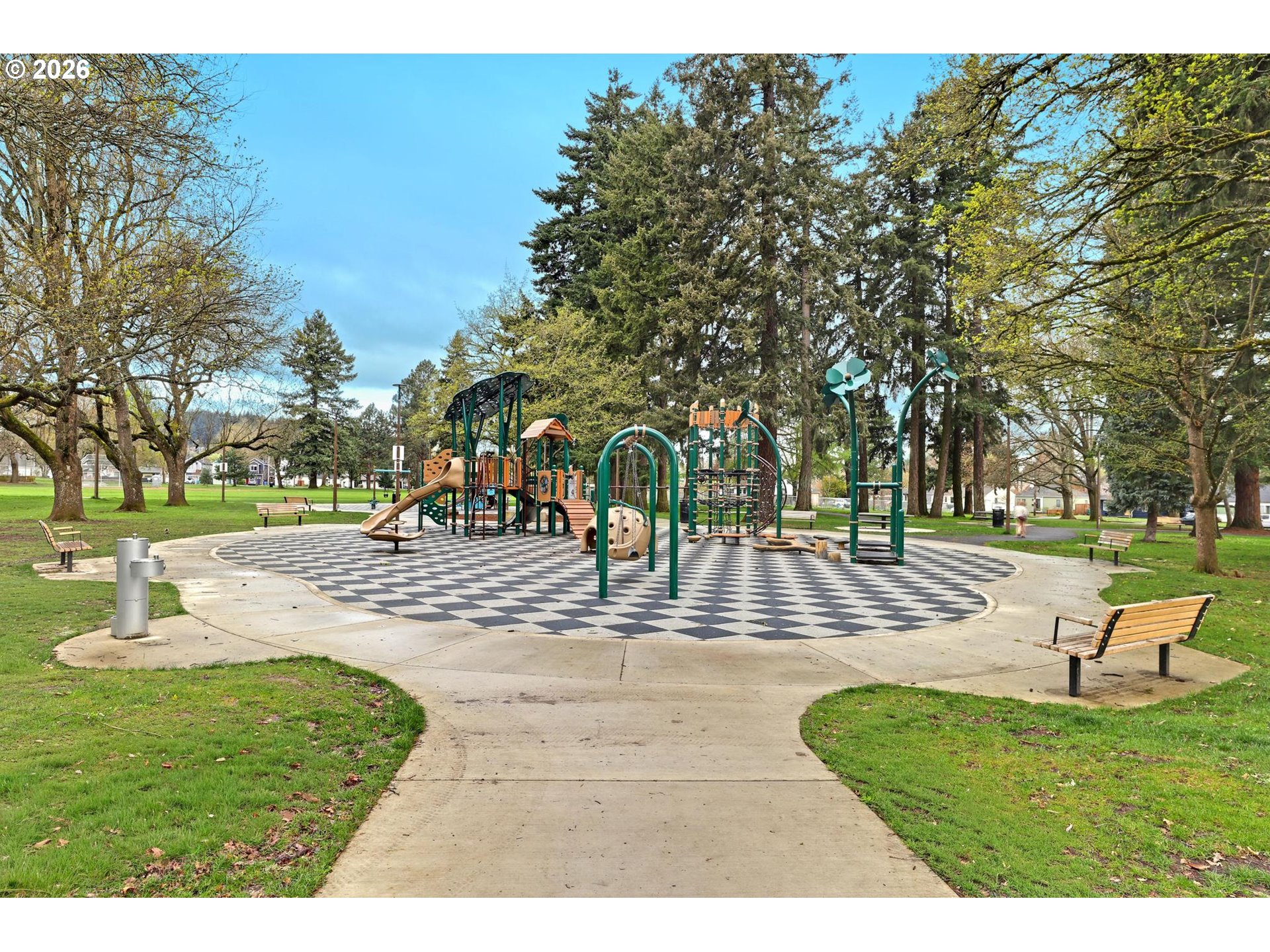 8915 Southeast Market Street Portland, OR 97216 - Photo 24 of 26 a view of a park