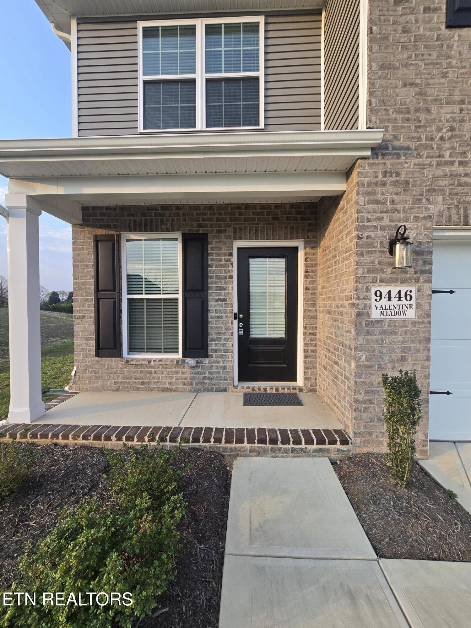 9446 Valentine Meadow Road Knoxville, TN 37931 - Photo 3 of 22 20260326_082106