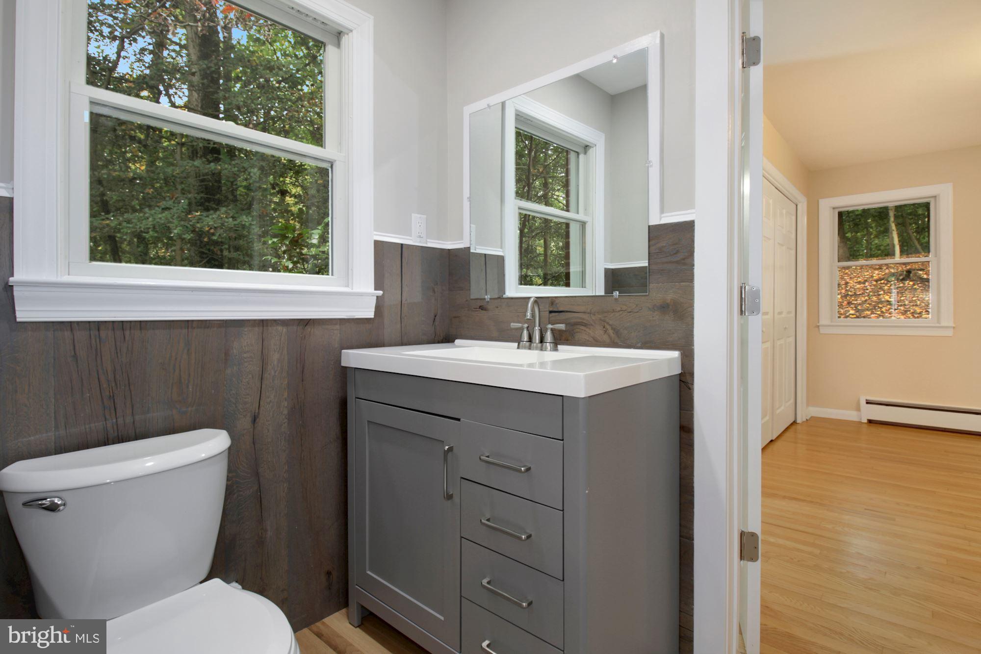 2625 Ogleton Road Annapolis, MD 21403 - Photo 13 of 57 Jack/Jill Bathroom - completely remodeled