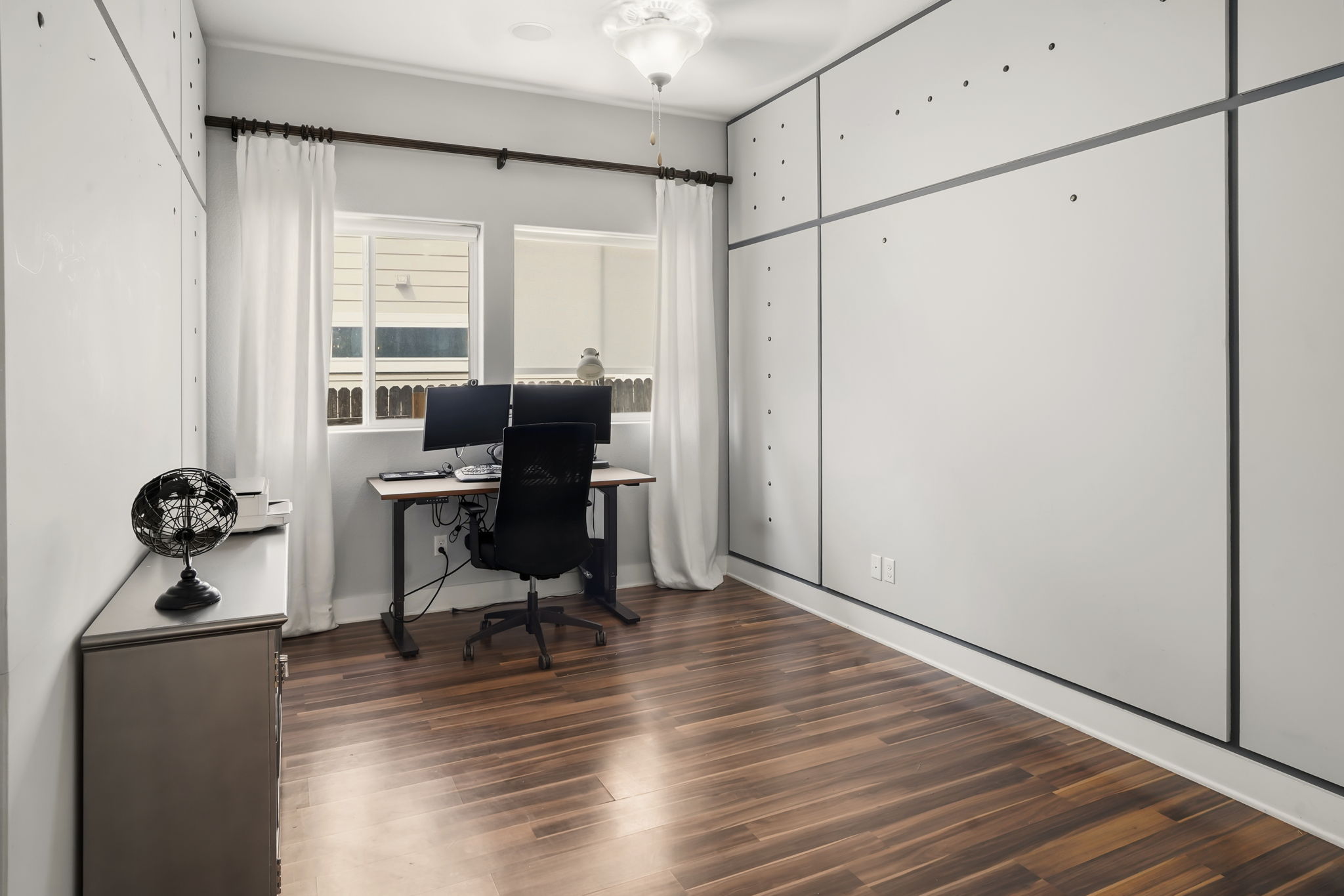 504 Bowery Trail Austin, TX 78753 - Photo 25 of 38 Office space with dark wood-style floors and baseboards