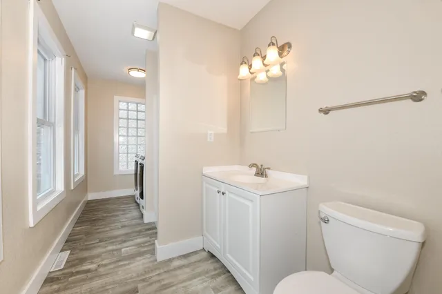 $289,000 | 7413 15th Avenue, Kenosha, WI 53143