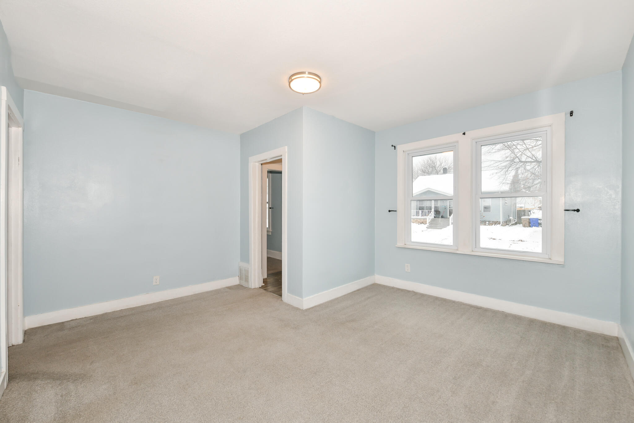 7413 15th Avenue Kenosha, WI 53143 - Photo 6 of 28 Could be used as Den, office as well as a bedroom.