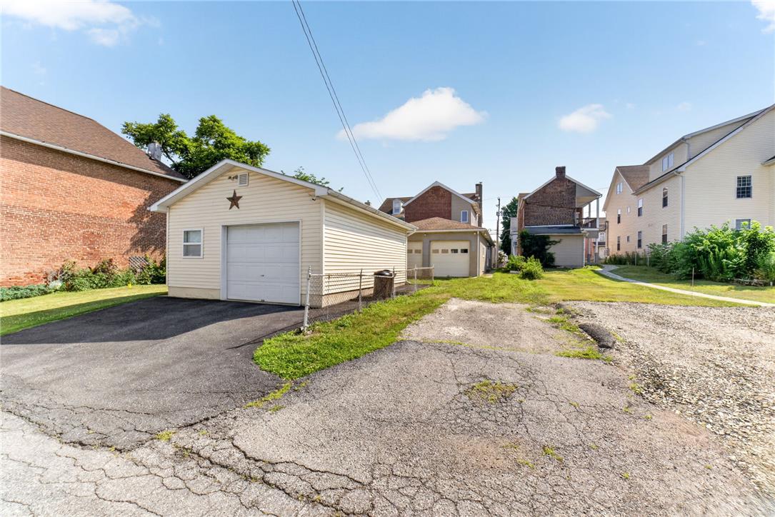 28 South 5th Street Emmaus, PA 18049 - Photo 2 of 38
