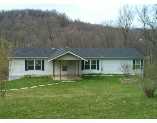 528 Longs Run Road Aliquippa, PA 15001 - Photo 1 of 6 Gallery Image 1