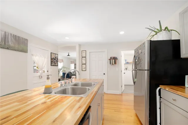 $849,500 | 27 Barney Street, Warren, RI 02885