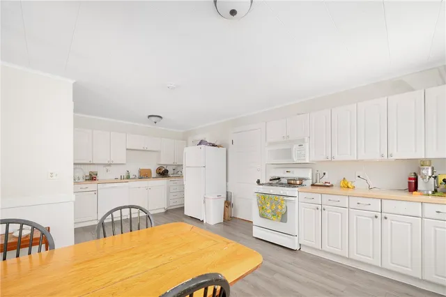 $849,500 | 27 Barney Street, Warren, RI 02885