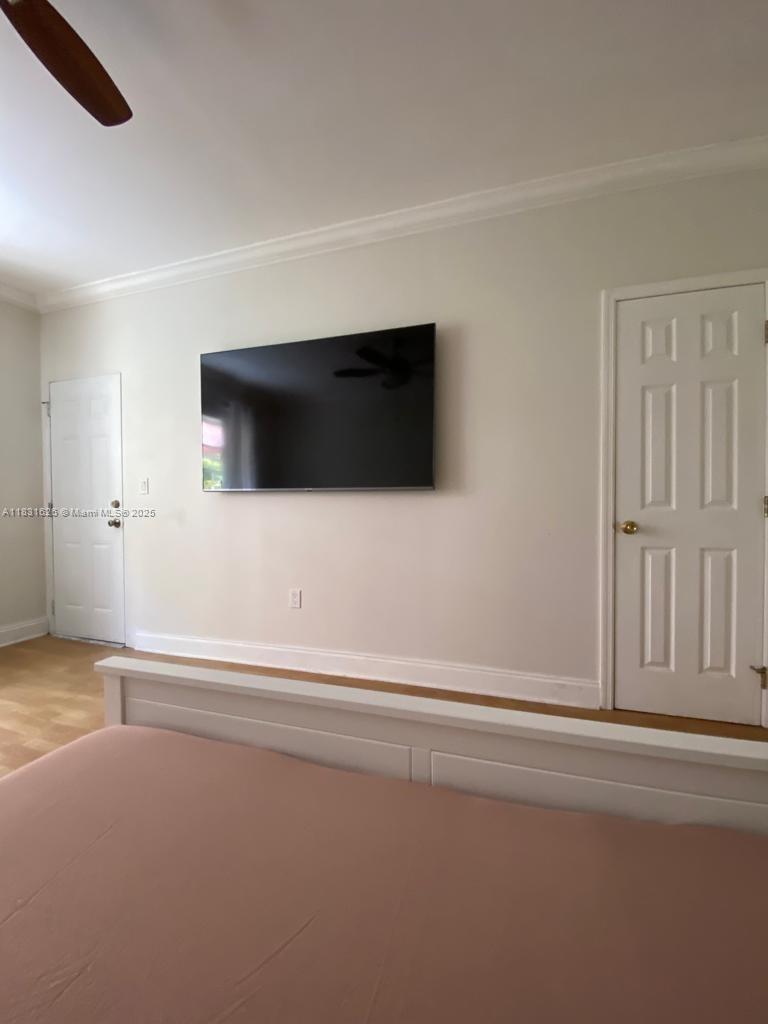 1227 Euclid Avenue, Unit 6 Miami Beach, FL 33139 - Photo 12 of 24 a view of a livingroom with an empty space