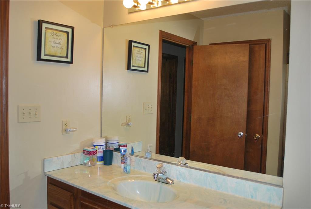 1092 Gladstone Road Cooleemee, NC 27014 - Photo 22 of 33