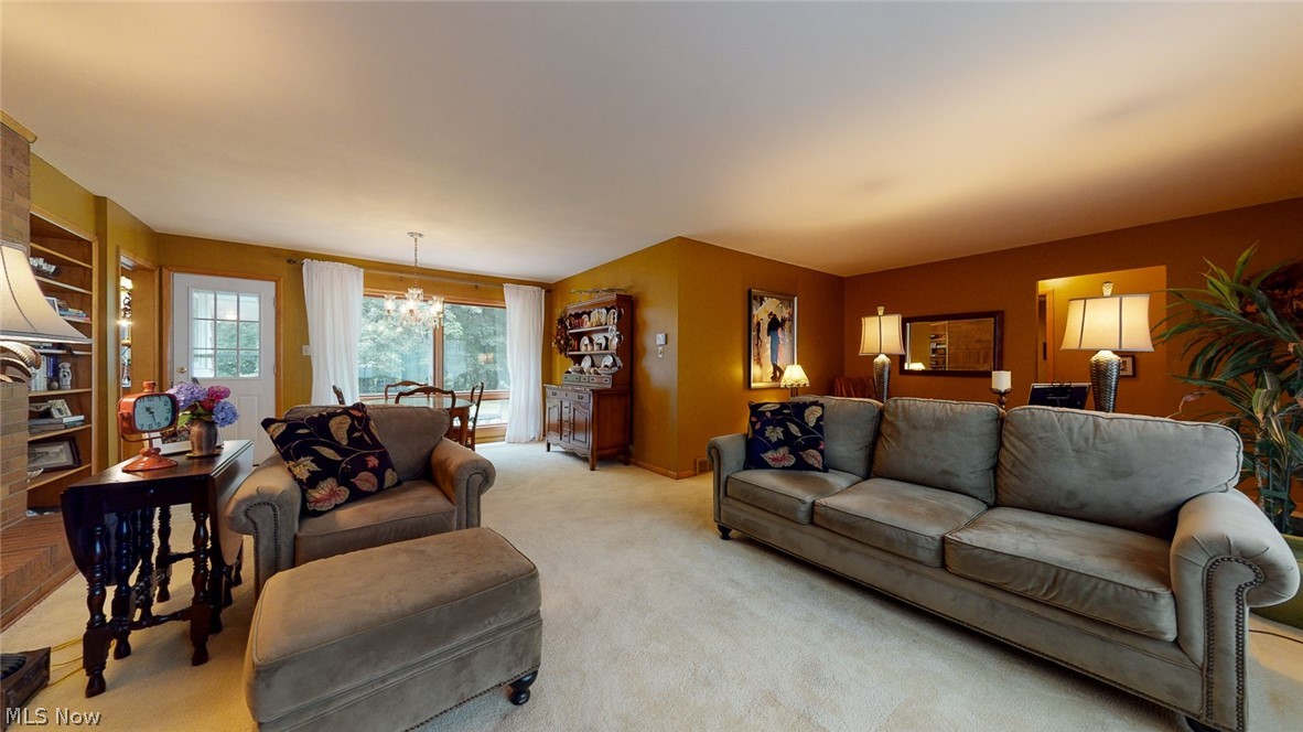 412 Mowbray Road Akron, OH 44333 - Photo 10 of 29 Gallery Image 10