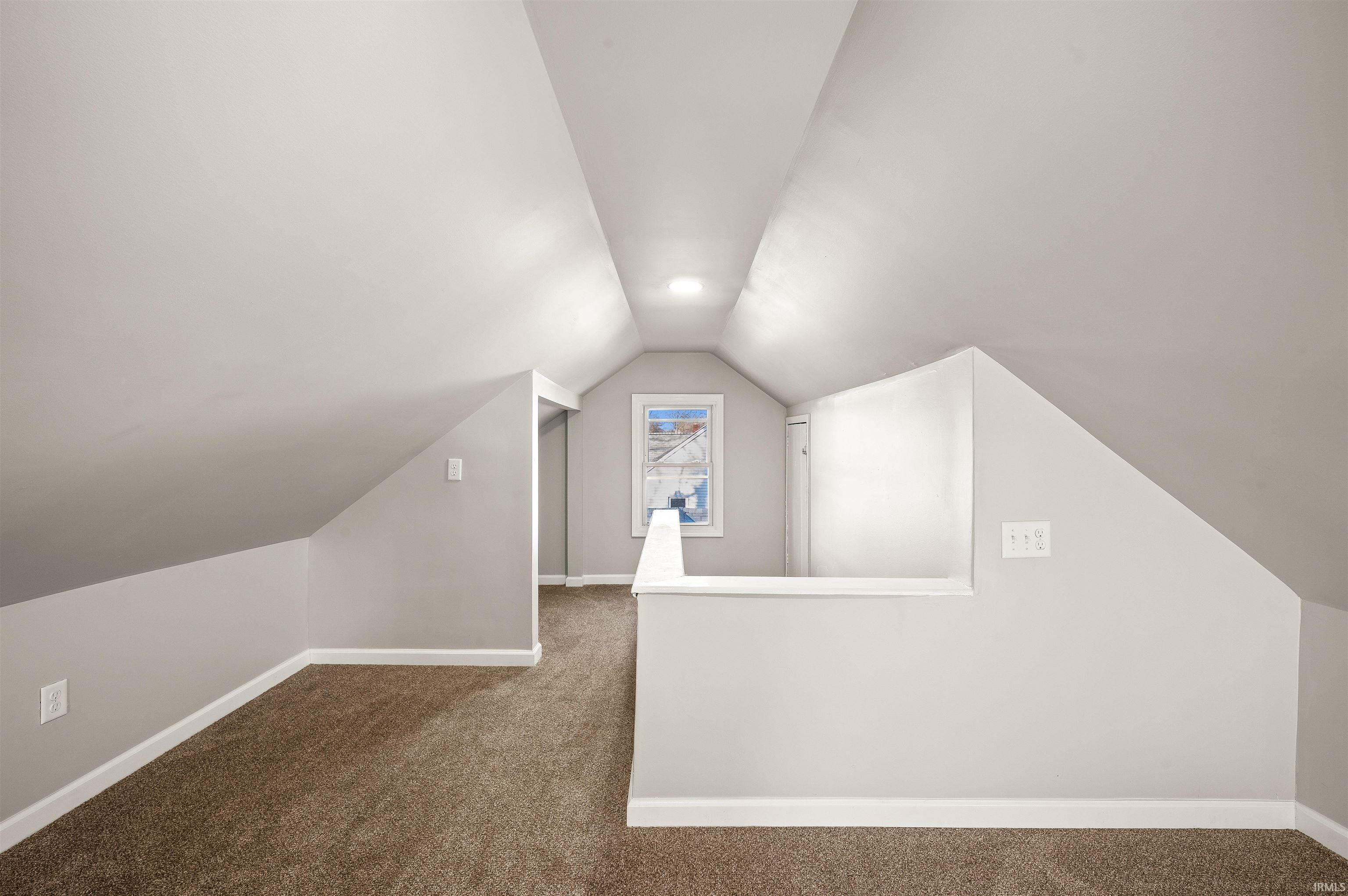 52236 Myrtle Avenue South Bend, IN 46637 - Photo 11 of 32