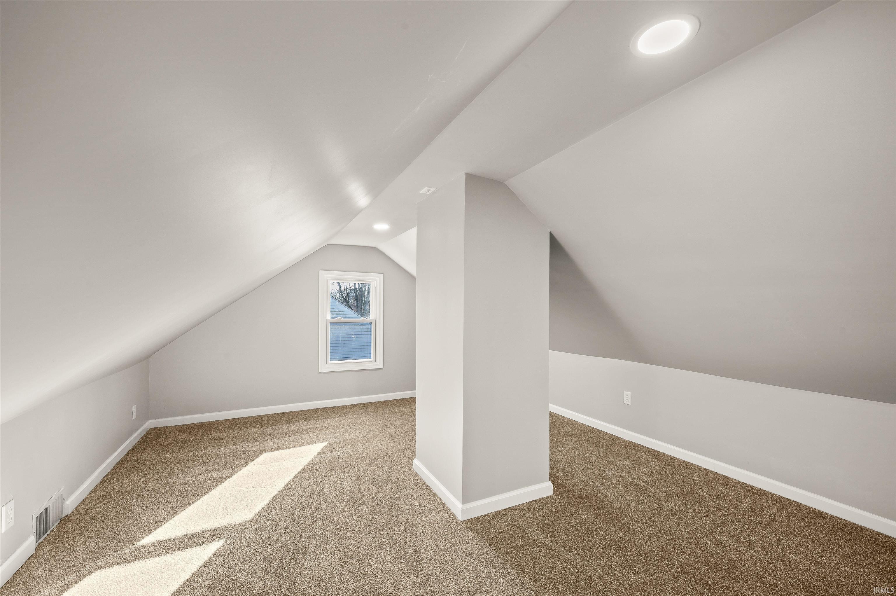 52236 Myrtle Avenue South Bend, IN 46637 - Photo 13 of 32