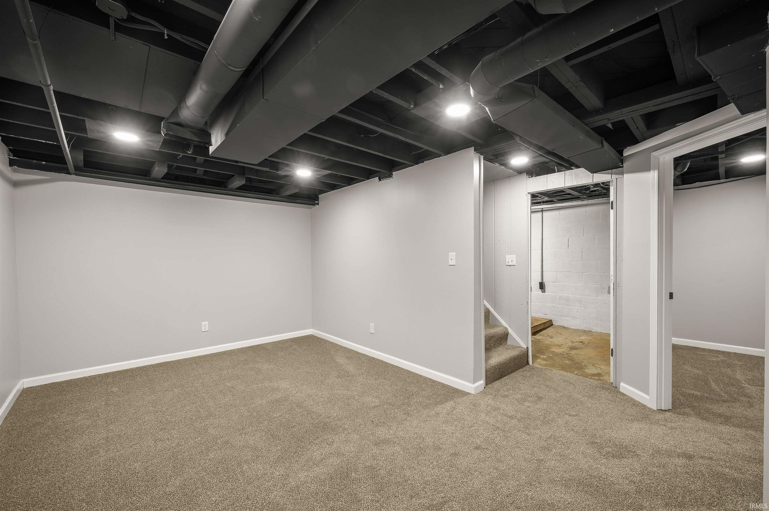 52236 Myrtle Avenue South Bend, IN 46637 - Photo 17 of 32