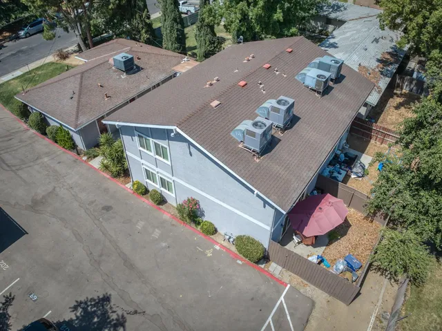 $1,225,000 | 69 West Beverly Avenue, Unit 101, Clovis, CA 93612