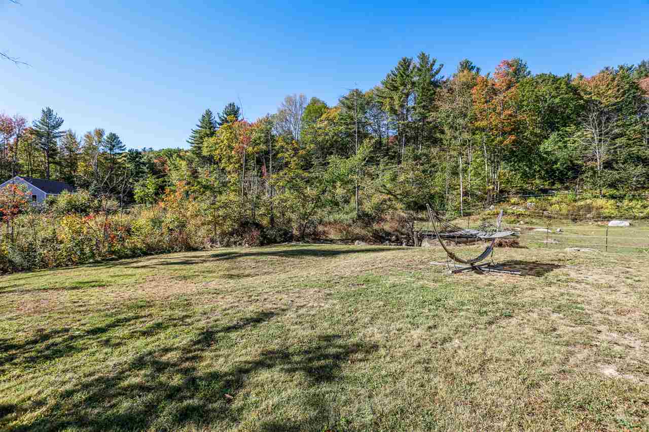 37 Deerhaven Road Weare, NH 03281 - Photo 5 of 33