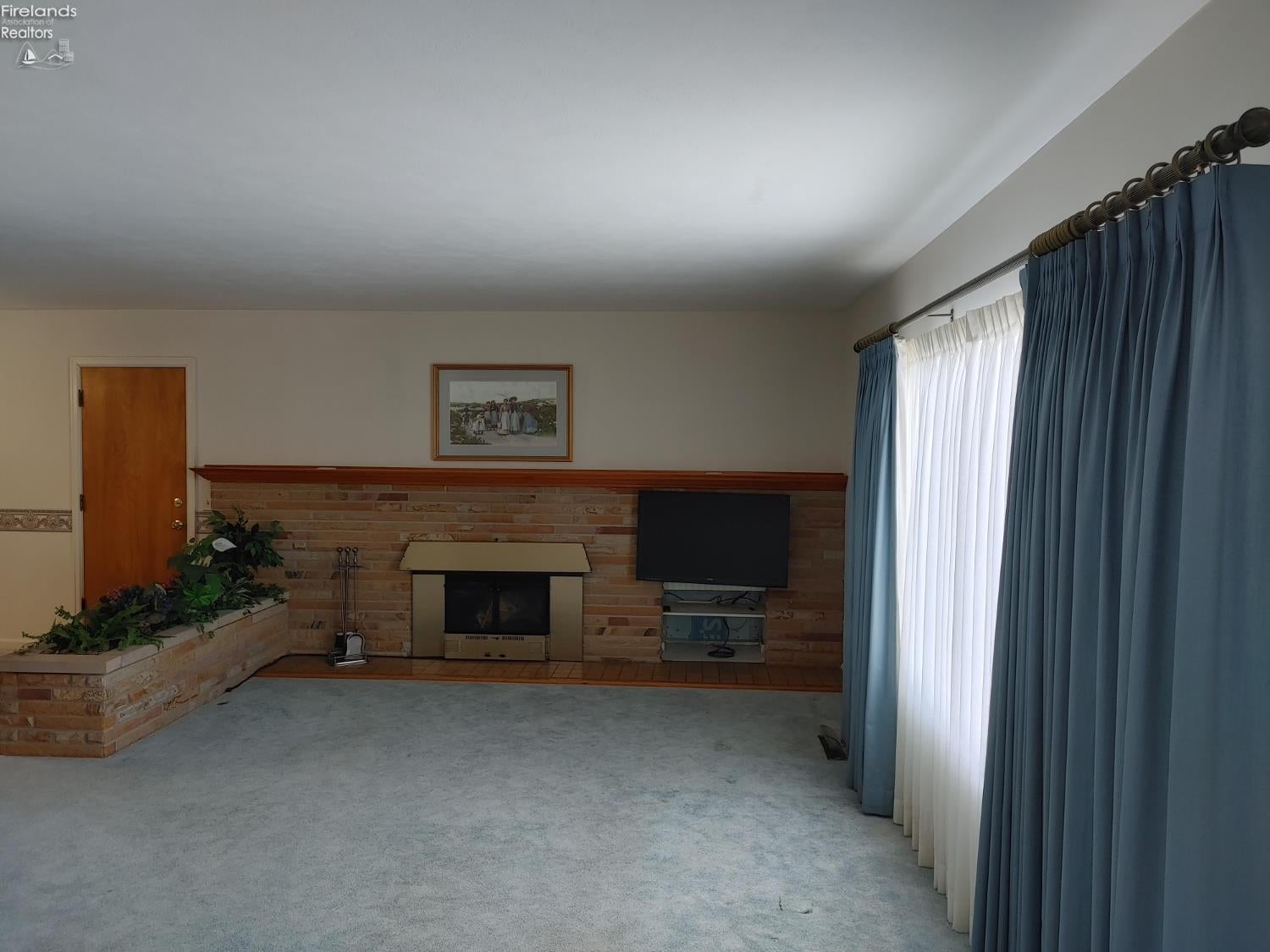 1902 Tiffin Road Fremont, OH 43420 - Photo 4 of 36 Gallery Image 4