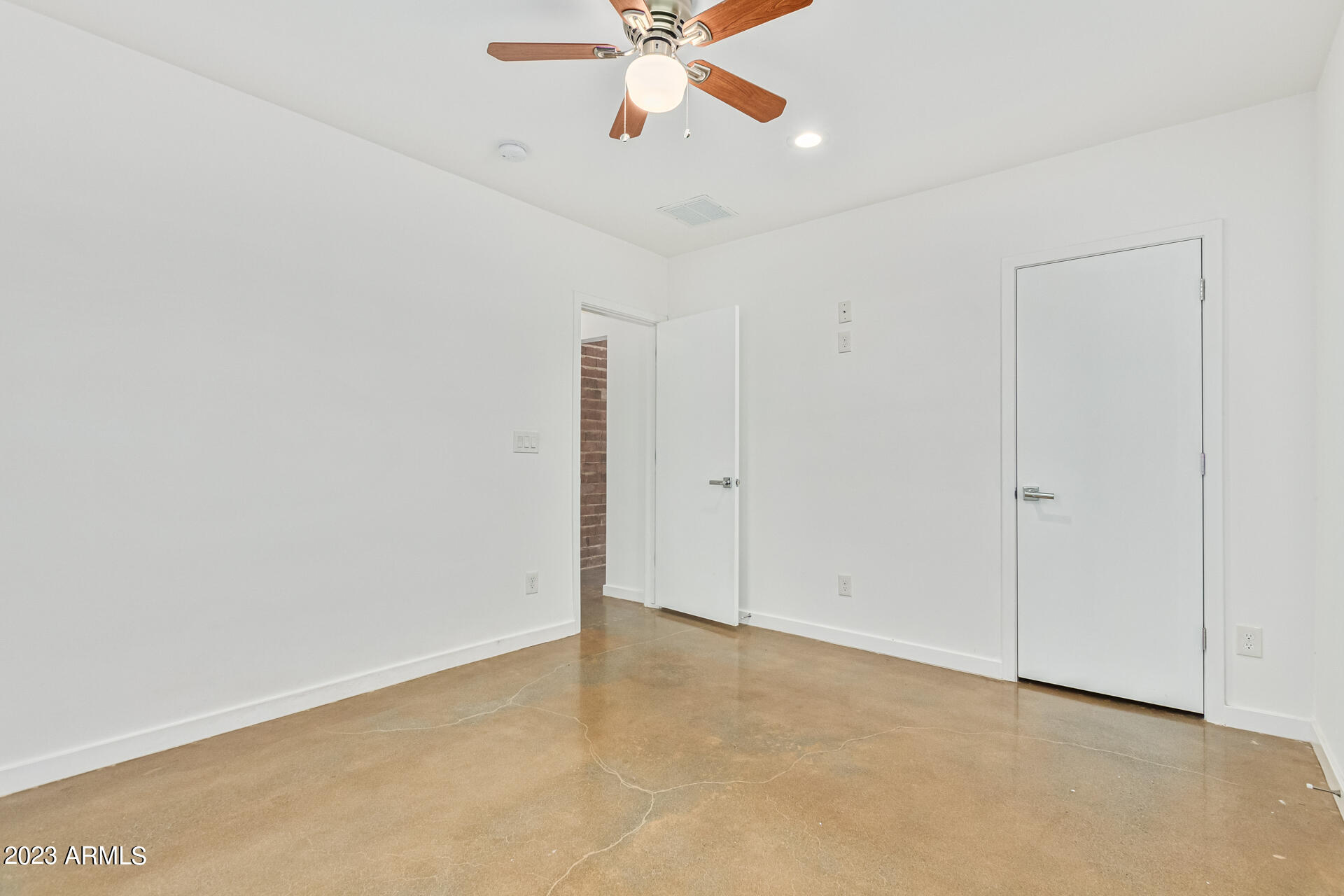2734 North Greenfield Road Phoenix, AZ 85006 - Photo 25 of 27 16 - Greenfield