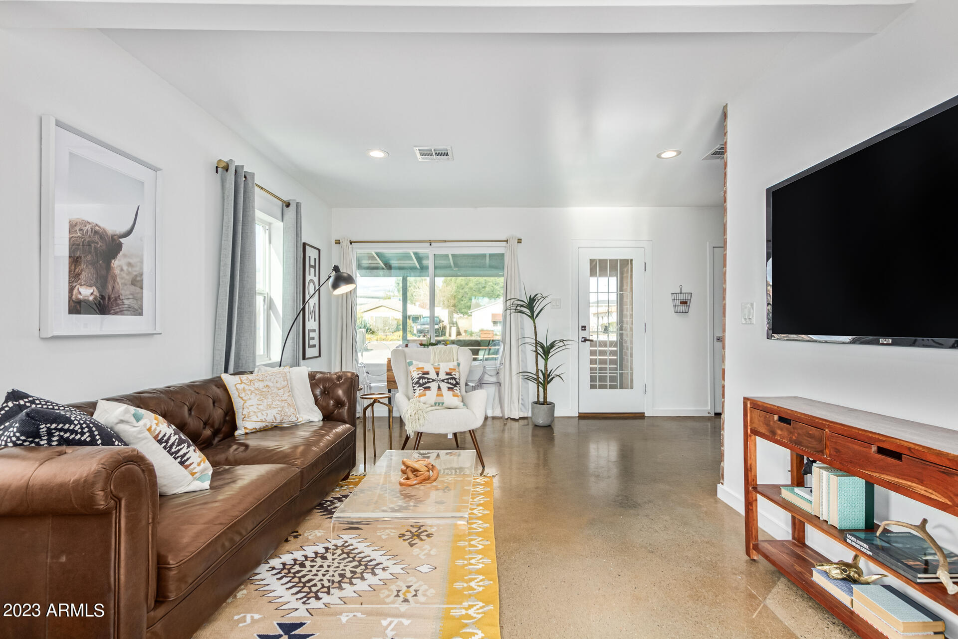 2734 North Greenfield Road Phoenix, AZ 85006 - Photo 8 of 27 08 - Greenfield