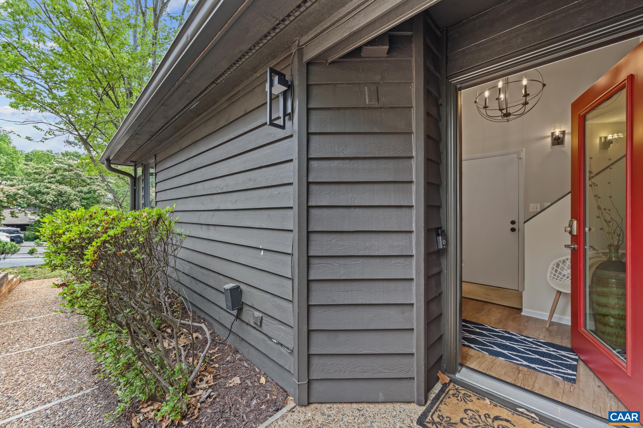 101 Blithe Court Charlottesville, VA 22901 - Photo 4 of 37