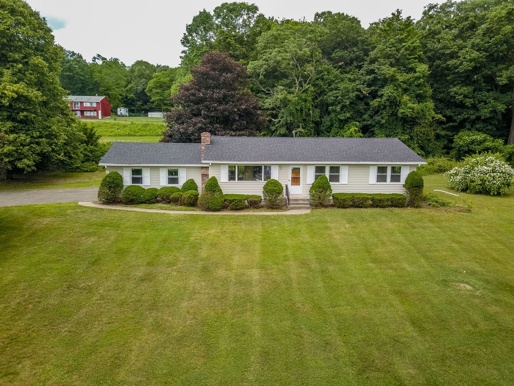 34 Mountain Road Hatfield, MA 01066 - Photo 1 of 28 Gallery Image 1