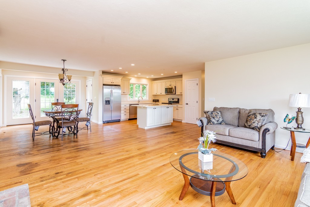 34 Mountain Road Hatfield, MA 01066 - Photo 11 of 28 Gallery Image 11