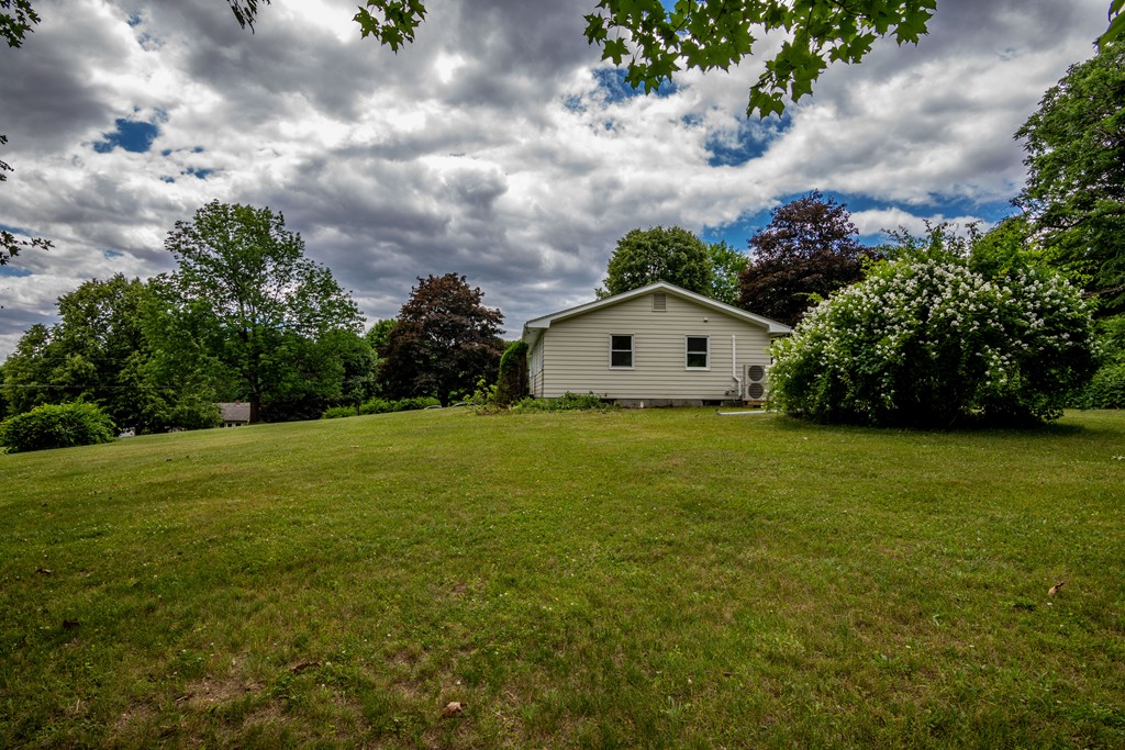 34 Mountain Road Hatfield, MA 01066 - Photo 26 of 28 Gallery Image 26