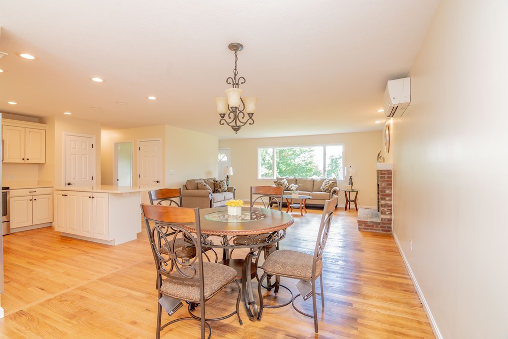 34 Mountain Road Hatfield, MA 01066 - Photo 9 of 28 Gallery Image 9