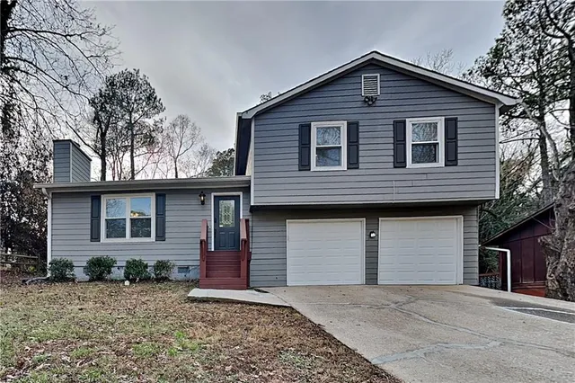 $1,850 | 3919 Valley Brook Road, Snellville, GA 30039