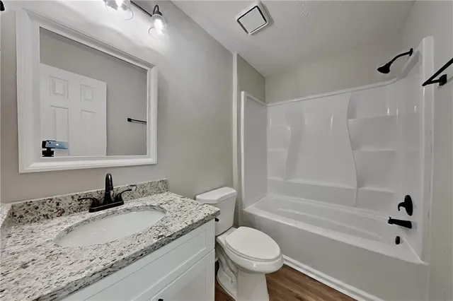 $1,850 | 3919 Valley Brook Road, Snellville, GA 30039