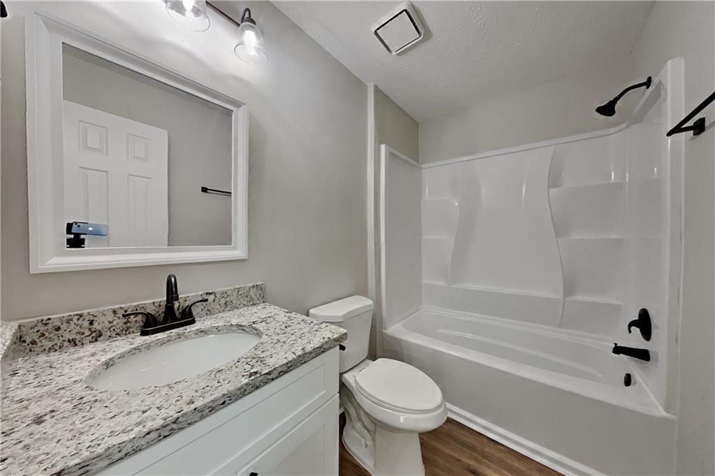 3919 Valley Brook Road Snellville, GA 30039 - Photo 15 of 20